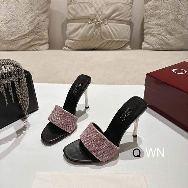 Picture of Gucci Shoes _SKUGuccisz35-4011CMWN06026853